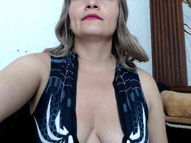 nanis-milf webcam