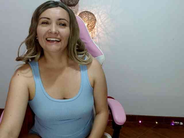 nanis-milf webcam