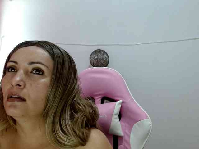 nanis-milf webcam
