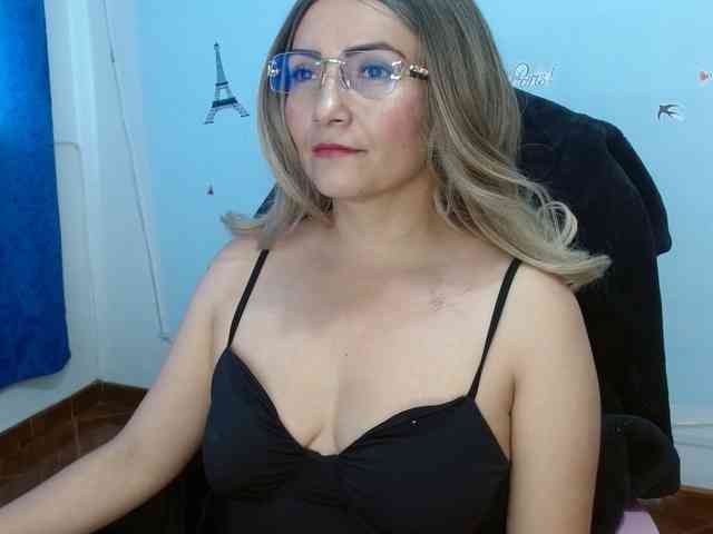 nanis-milf webcam