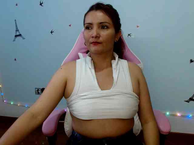 nanis-milf webcam