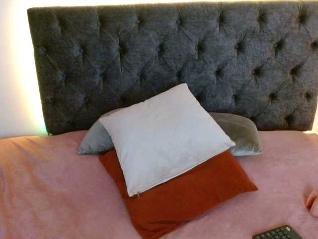 Candela-lat's BongaCams show and profile