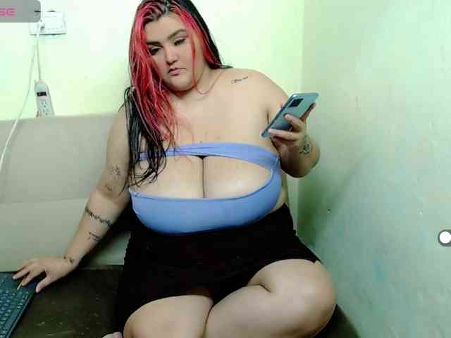 Jazmin-bigboobs1 webcam