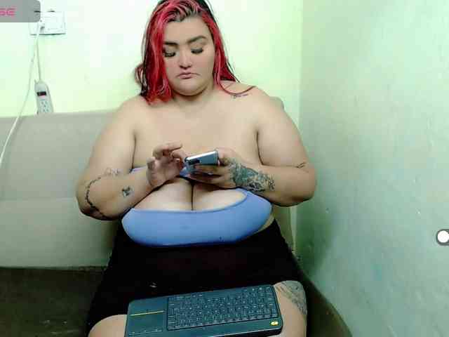 Jazmin-bigboobs1 webcam