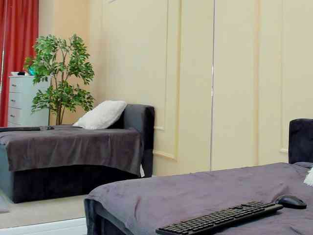 MiraPleasure webcam