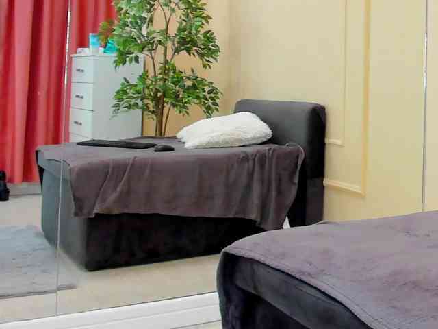 MiraPleasure webcam