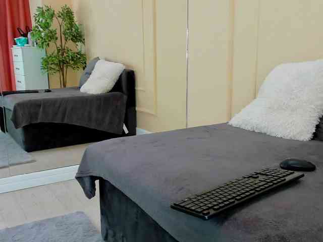 MiraPleasure webcam