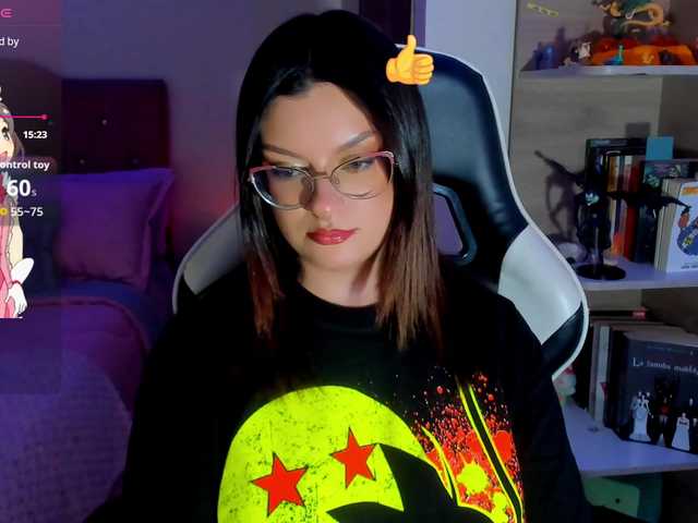 le modèle OphelianaRose est en webcam porno dans un show sur le site bongacams, il possède les tags suivants: White/Caucasian,Brunette,Shaved