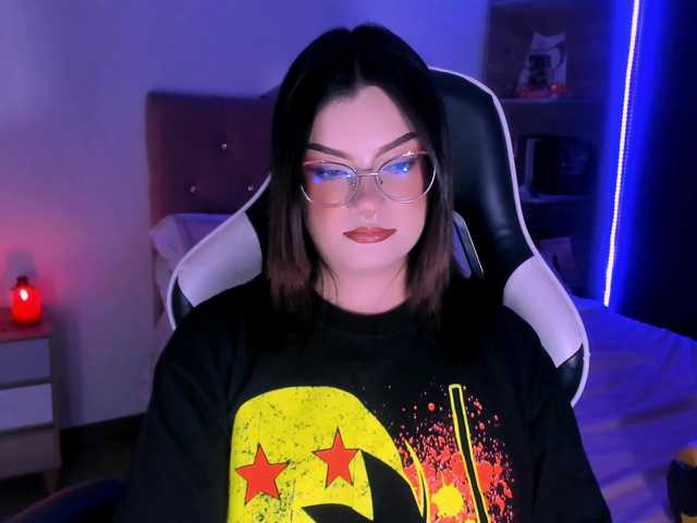 OphelianaRose webcam bongacams model stream image