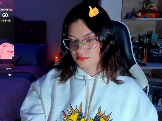 OphelianaRose's BongaCams show and profile