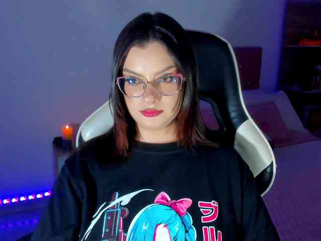 OphelianaRose webcam