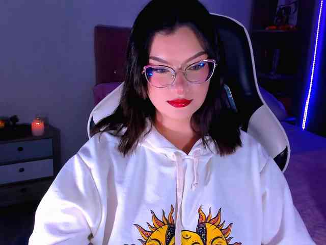 OphelianaRose webcam