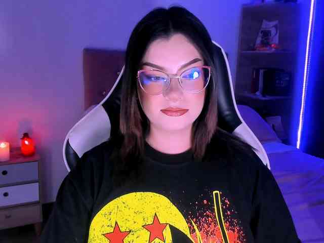 OphelianaRose webcam