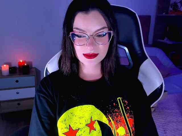 OphelianaRose webcam