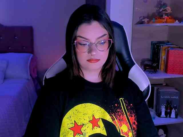 OphelianaRose webcam