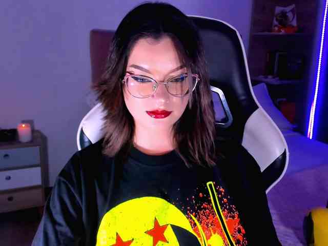 OphelianaRose webcam