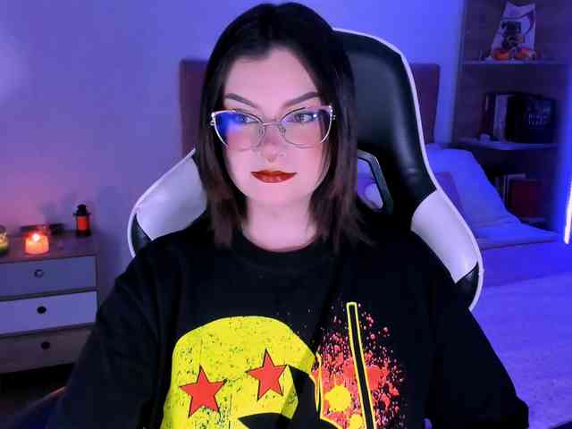 OphelianaRose webcam