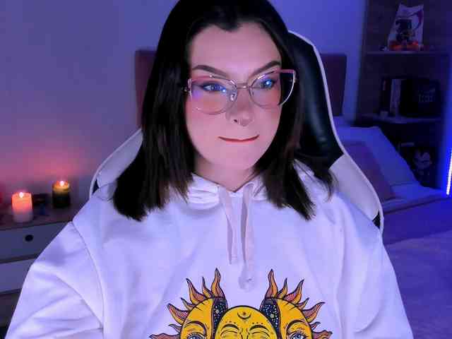 OphelianaRose webcam