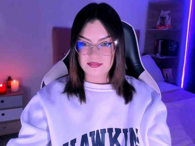 OphelianaRose webcam