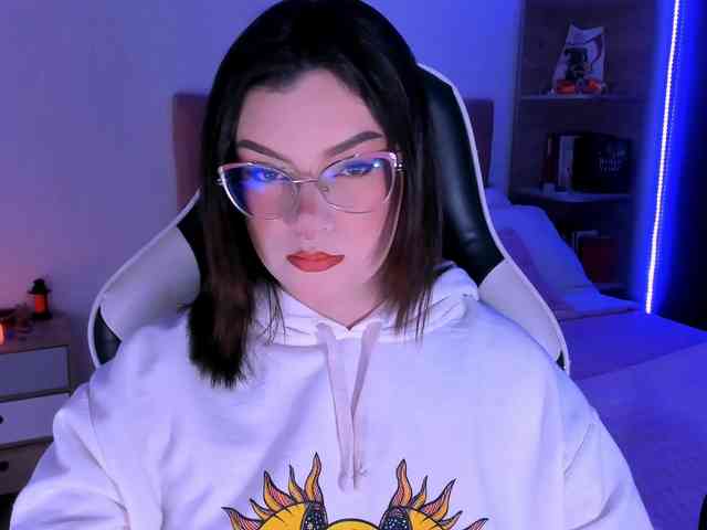 OphelianaRose webcam