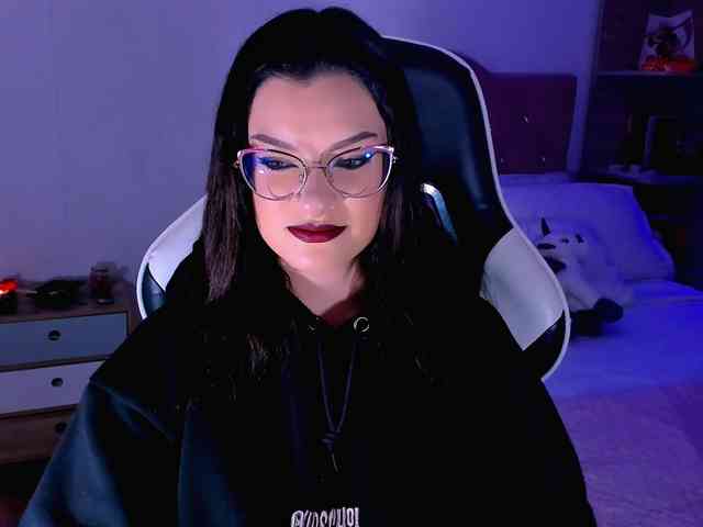 OphelianaRose webcam