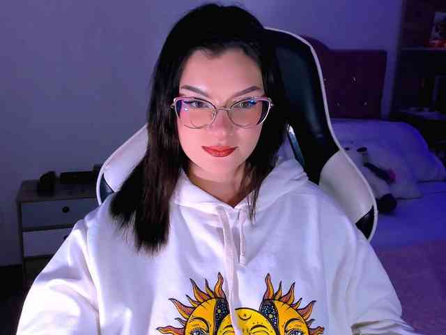 OphelianaRose webcam