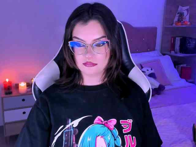 OphelianaRose webcam