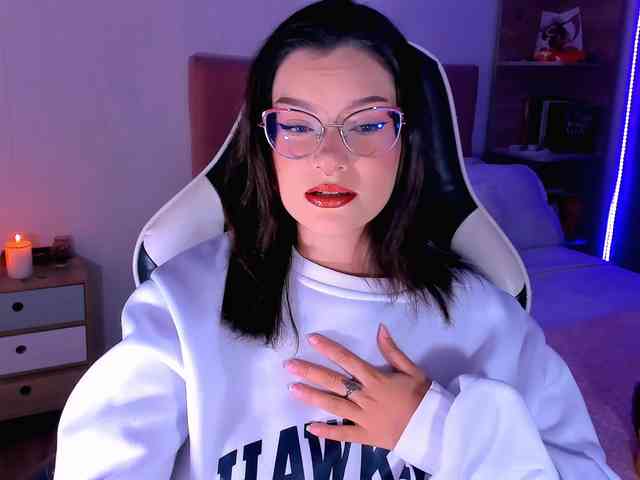 OphelianaRose webcam