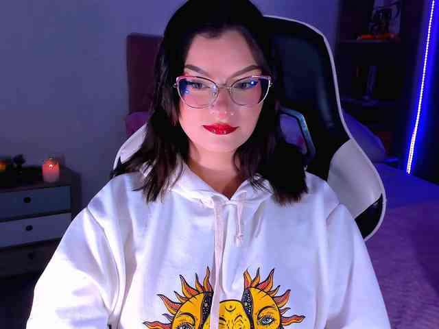OphelianaRose webcam