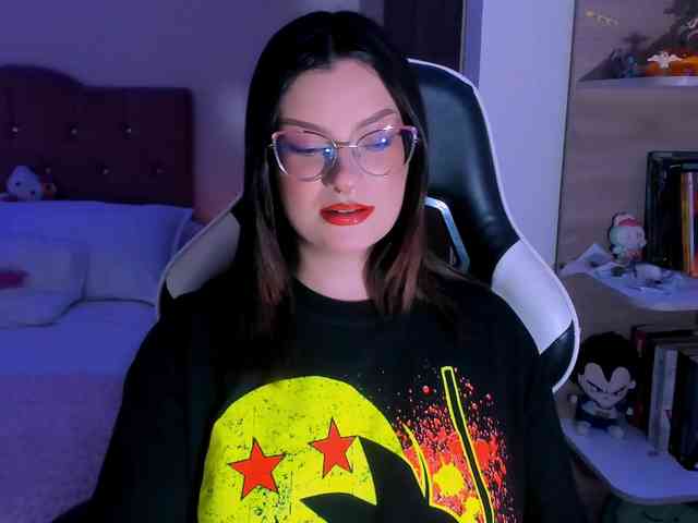 OphelianaRose webcam