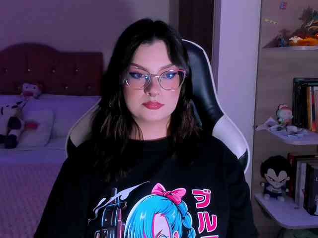 OphelianaRose webcam