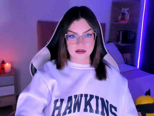 OphelianaRose webcam