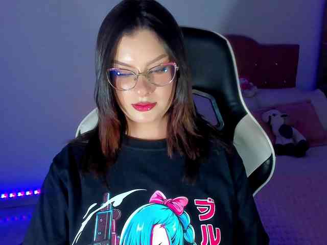 OphelianaRose webcam