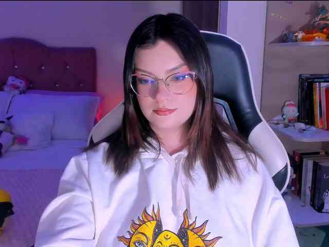 OphelianaRose webcam