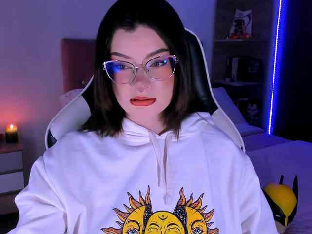 OphelianaRose webcam
