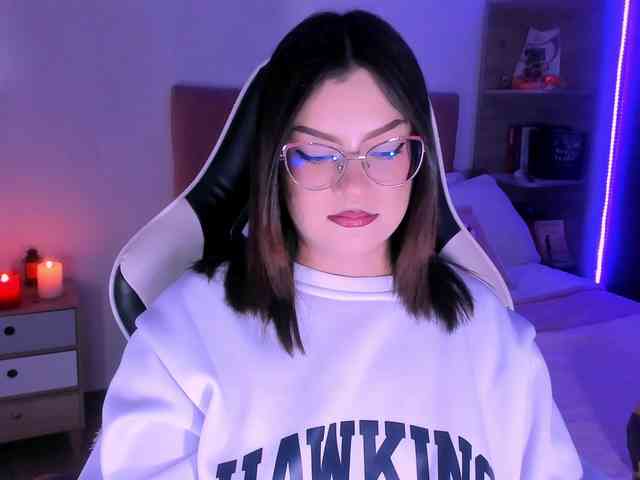 OphelianaRose webcam