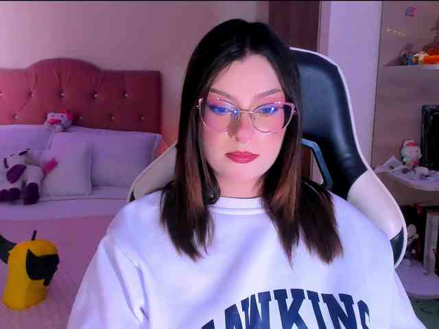 OphelianaRose webcam