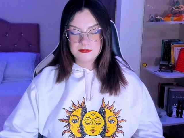 OphelianaRose webcam