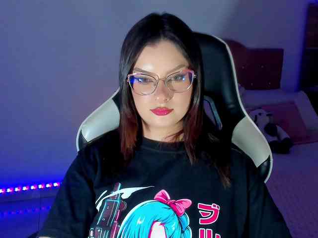 OphelianaRose webcam