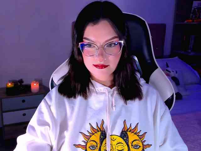 OphelianaRose webcam