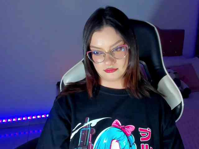 OphelianaRose webcam