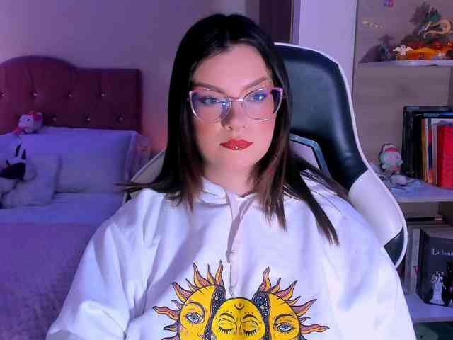 OphelianaRose webcam