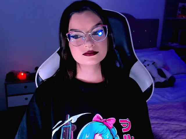 OphelianaRose webcam