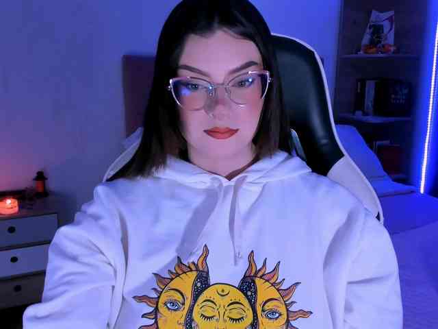 OphelianaRose webcam