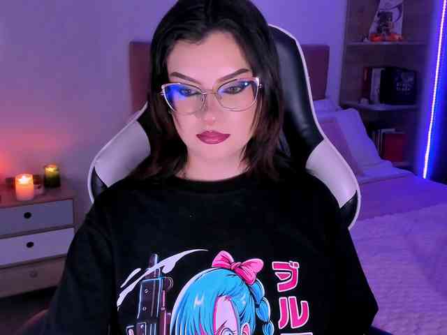 OphelianaRose webcam