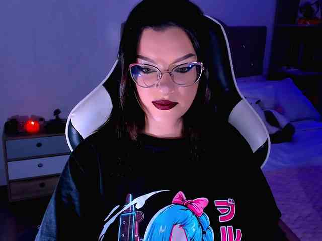 OphelianaRose webcam