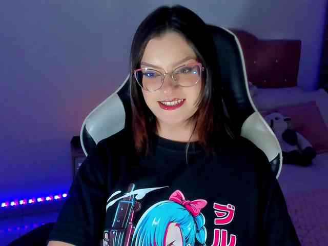 OphelianaRose webcam