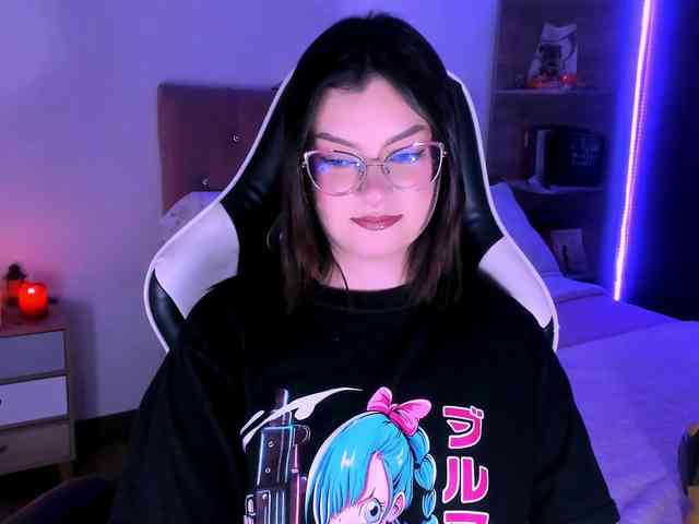 OphelianaRose webcam