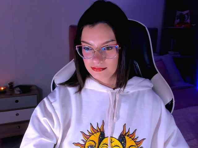OphelianaRose webcam
