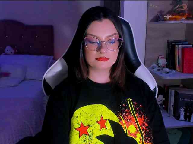 OphelianaRose webcam